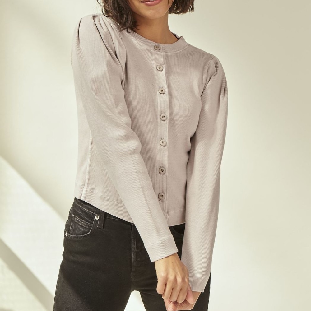 AMO Women's Cardigan - Light Gray - Picture 5 of 16